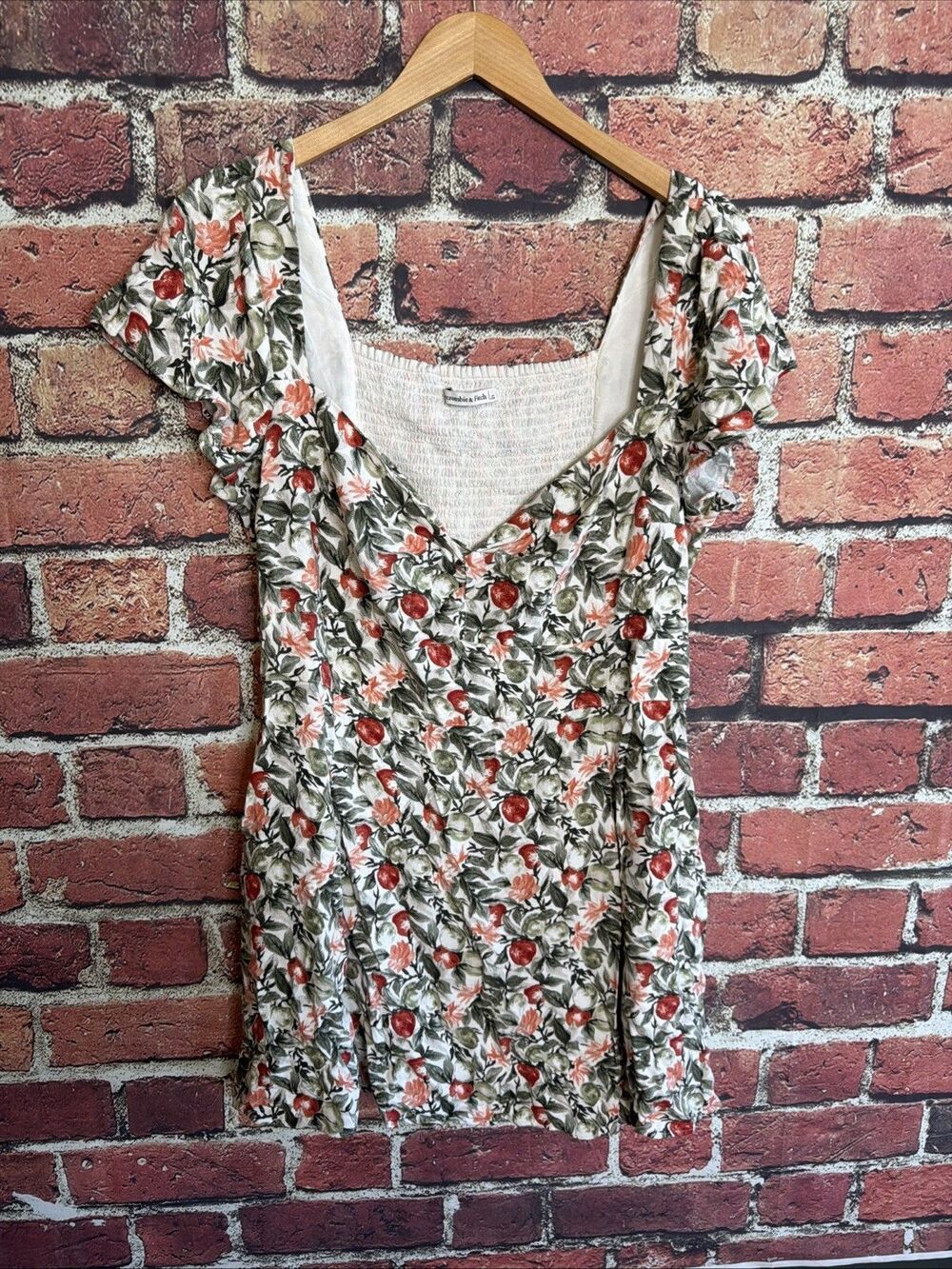 ABERCROMBIE & FITCH Women’s Size XL Mini Sundress White W/ Green Red Apples